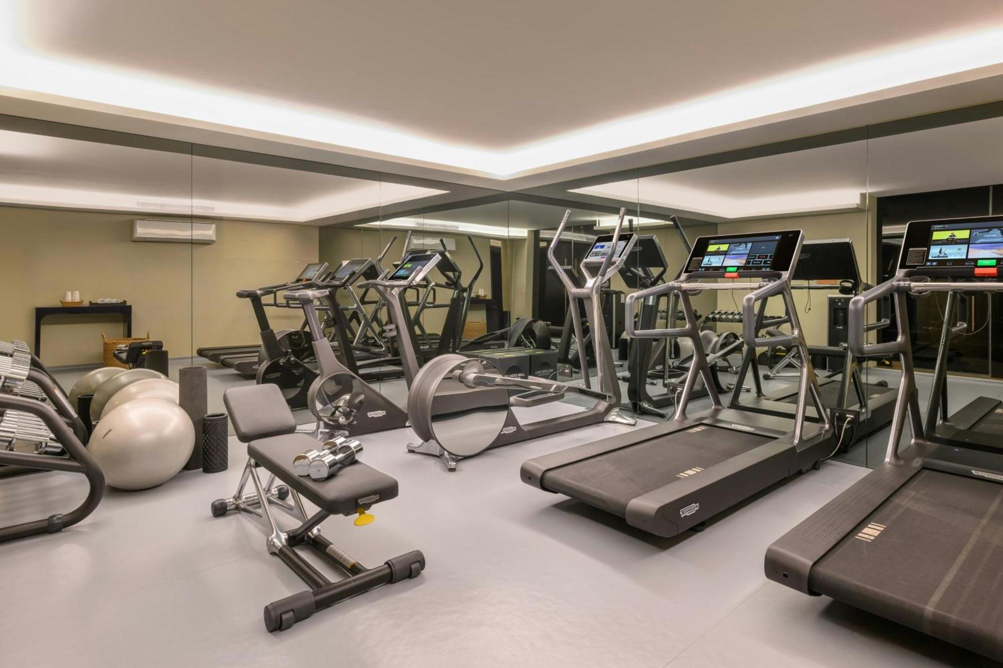 Forte De Gaia, Autograph Collection 빌라노바데가이아 외부 사진 The gym at the hotel